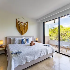 menesse-apartments.allrivieramayahotels.com/